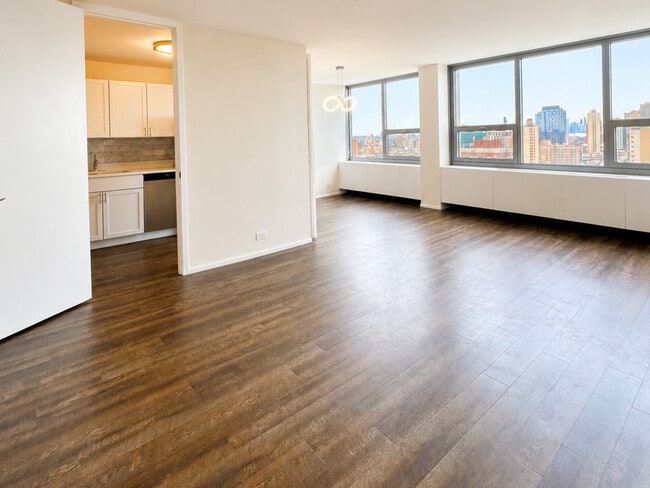 Photo - 1700 E 56th St Unit 1904