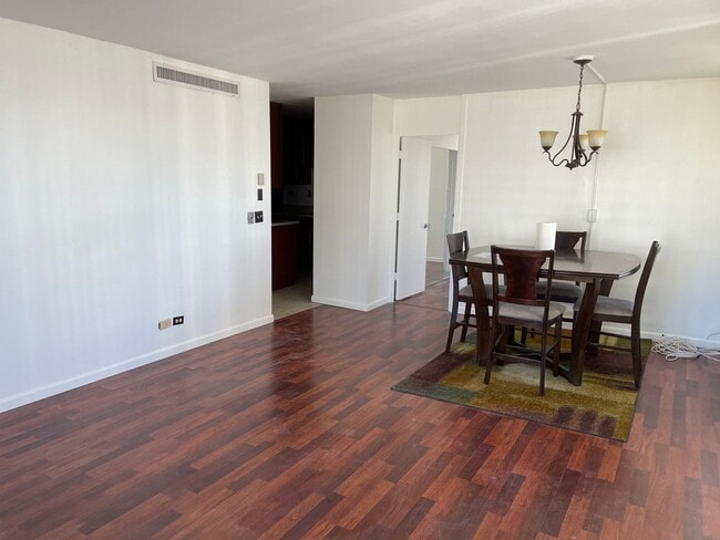 Photo - FAIRWAY MANOR