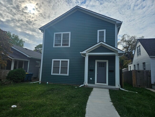 Building Photo - Crittenden Downstairs