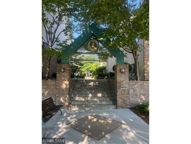 Building Photo - 7610 York Ave S Unit 3204 Rental