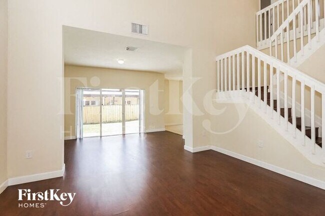 Photo - 15464 SW 18th Ln