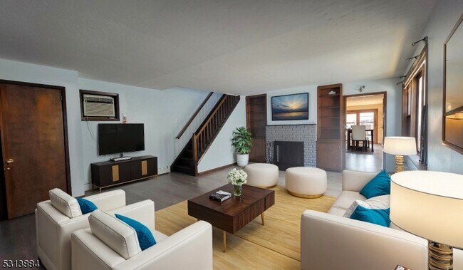 Photo - 47 Hackensack Ave