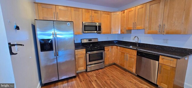 Building Photo - 1835 Benning Rd NE Unit 1 Rental
