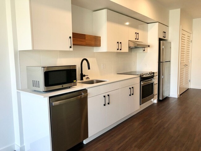 Photo - Spur Apartments