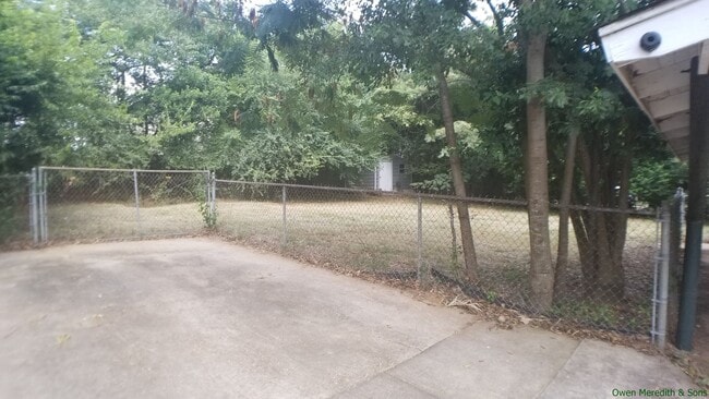 Photo - 302 22nd E St