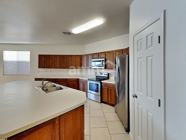 Photo - 15017 W Bloomfield Rd