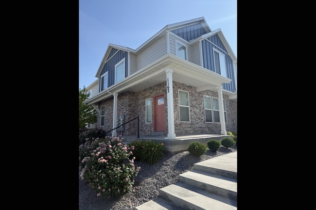 Photo - 1162 S 200 E Townhome