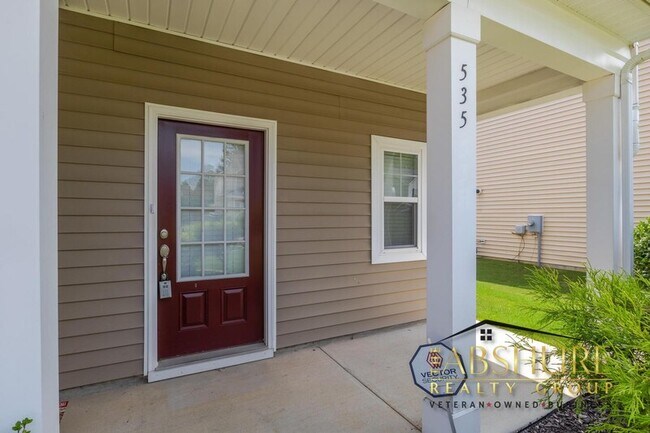 Photo - 535 Smith Ridge Way