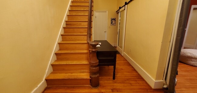 Foyer - 1 Jess Street