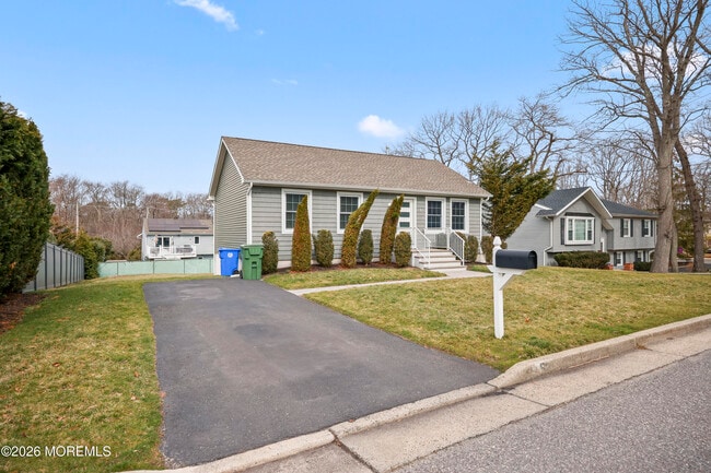 Photo - 5 Cortland Rd