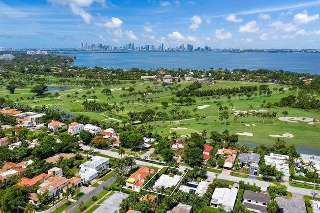 Photo - 5915 La Gorce Dr