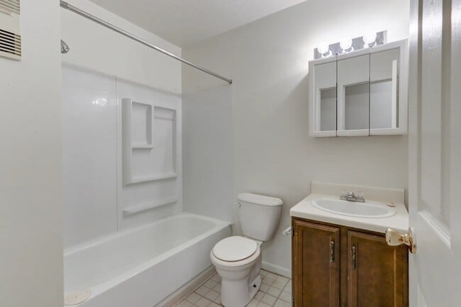 Photo - FARMINGTON HILLS