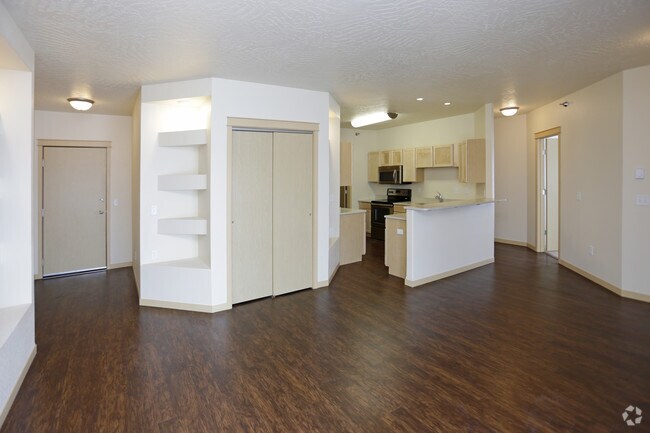 Aspen Ponds Apartments - Aspen Ponds Apartments
