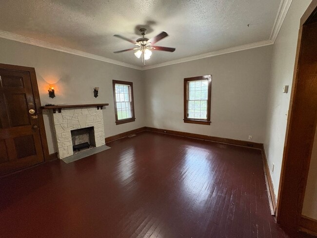 Photo - 1338 College St Unit 4