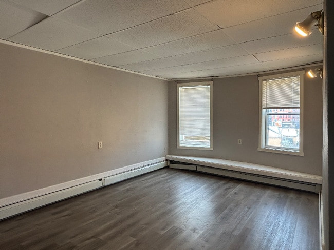 Photo - 9-11 Kelley Sq Unidad 2