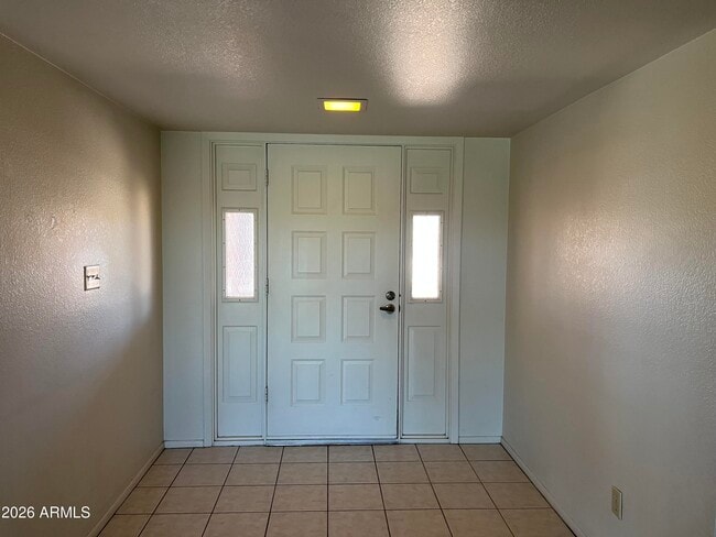 Photo - 10624 W Griswold Rd