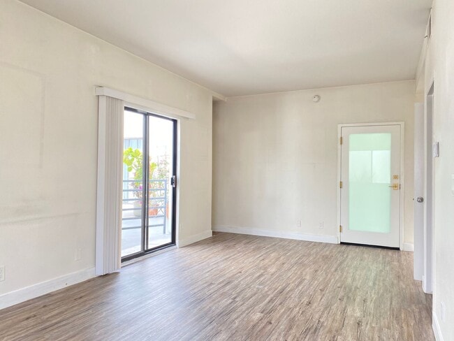 Photo - 2500 Abbot Kinney Blvd Unit 7125 - APT 29