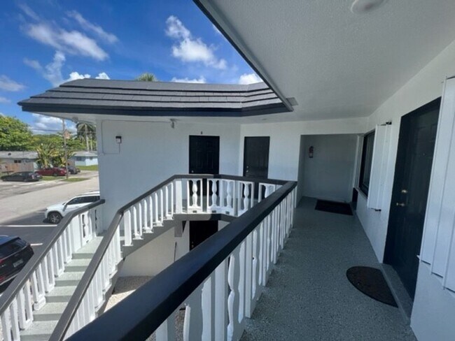 2401 Apartments LLC