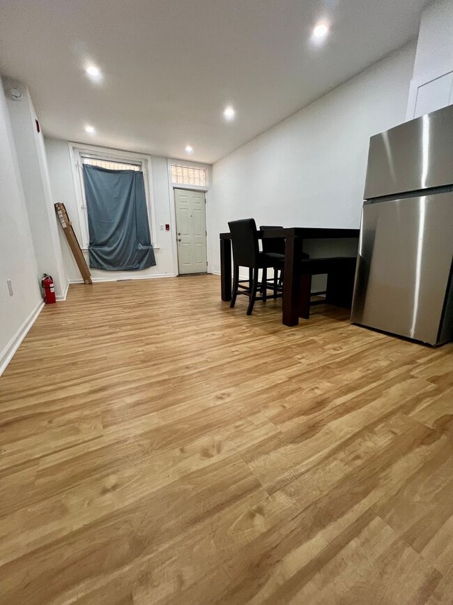 Photo - Newly Renovated 2-Bedroom Apartment in Hunting Park! PHA ACCEPTED! Unidad 1
