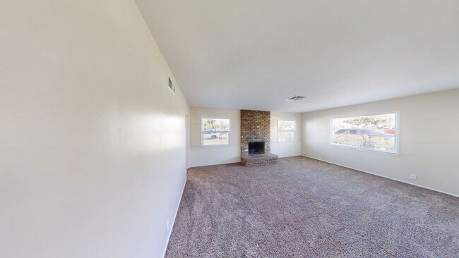 Photo - 3 bed 1.5 bath house + Studio Apt