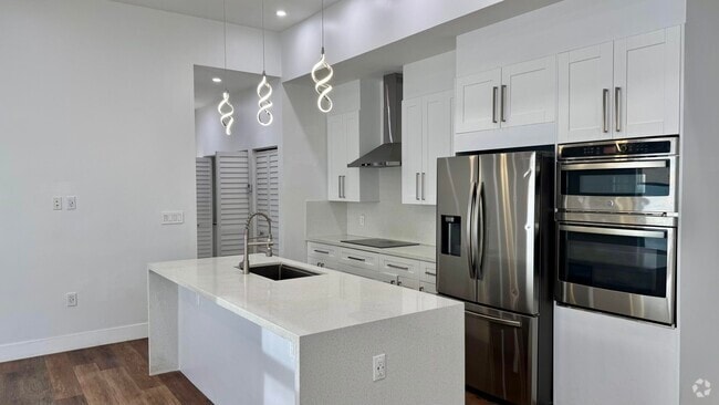 Building Photo - 5734 Buchanan St Rental