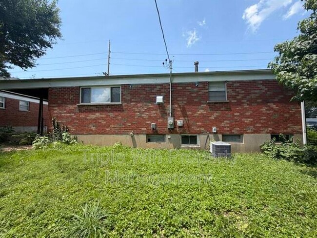 Photo - 7250 Howdershell Rd