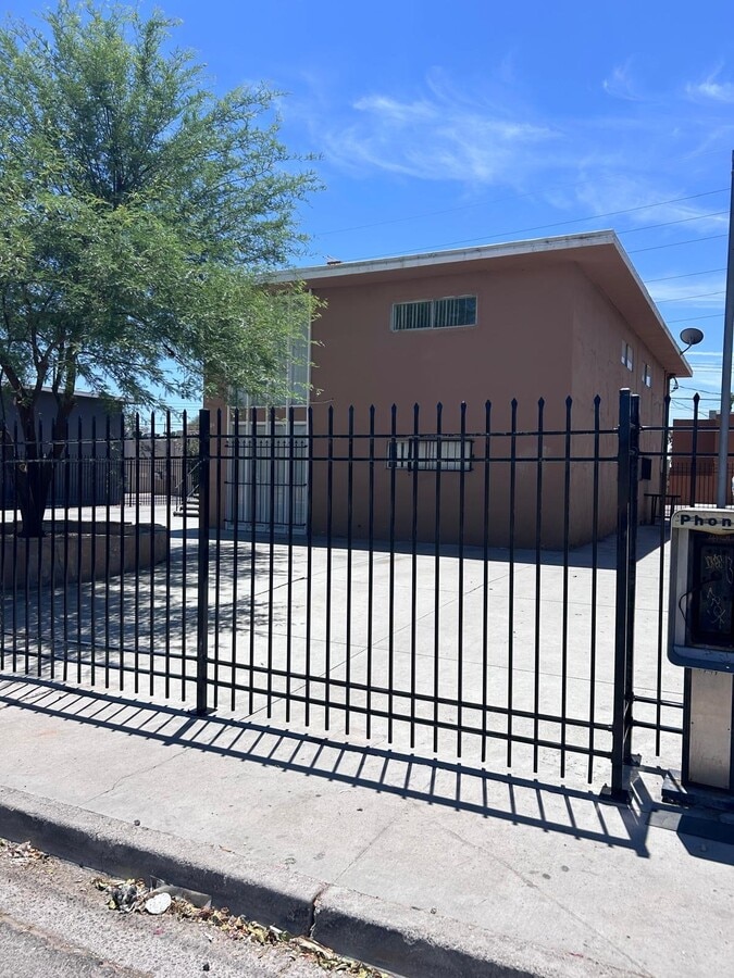 Photo - 1409 Sombrero Dr Unit B