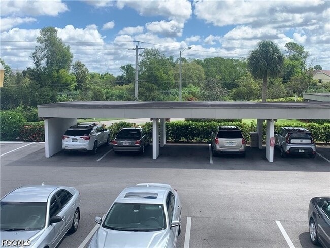 Photo - 1724 Pine Valley Dr Unit 204