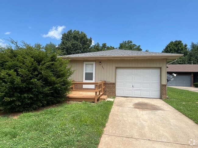 Building Photo - 607/609 W. Edgewood Unit 607 Rental