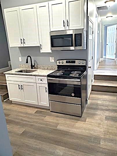 Photo - 2101 McHenry St