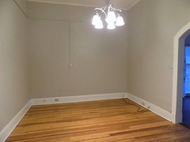 Photo - 56 E Burlington Ave Unit Apt. 03