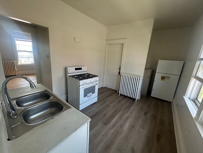 Photo - 505-507 N Farrington Street Unit 505