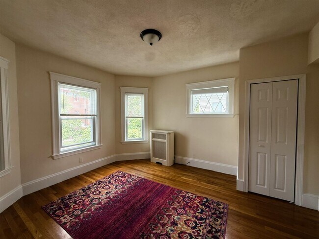 Photo - 186 Powder House Blvd Unidad 2