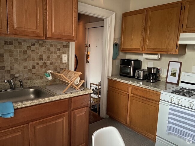 Building Photo - 324 Liberty Ave Rental