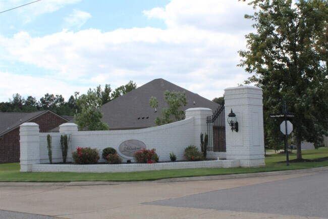 Photo - 210 Meadowland Ln