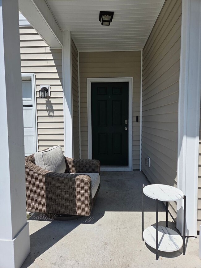 126 Glendale Ln