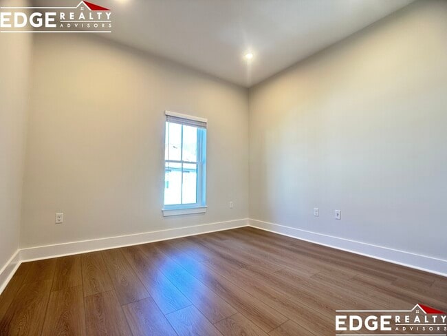 Photo - 9 Newton St Unit 1