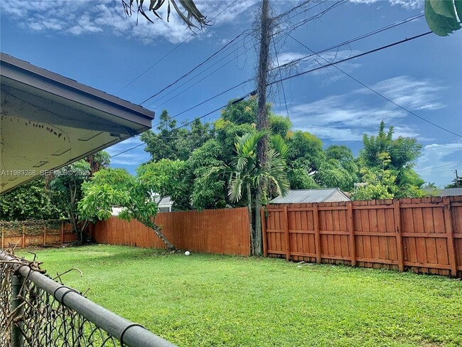 Photo - 9798 SW 158th St