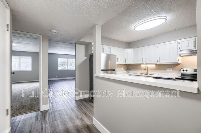 Photo - 1640 N 56th St