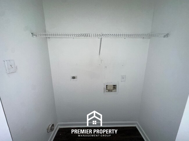 3BR/3.5BA Cordova Rental with Wood Floors, Fireplace & Fenced Yard