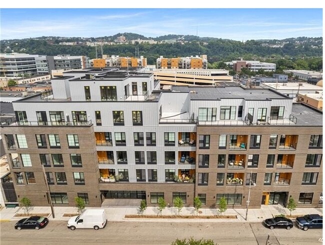 Building Photo - 2635 Penn Ave Unit Forte  304