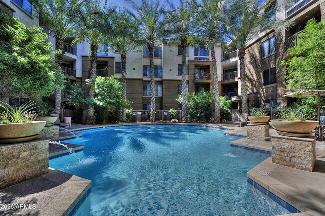 Photo - 1701 E Colter St Unidad 178