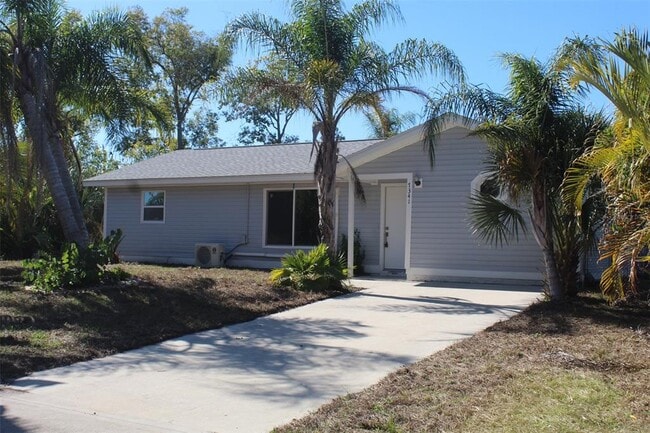 Photo - 7341 Hart St