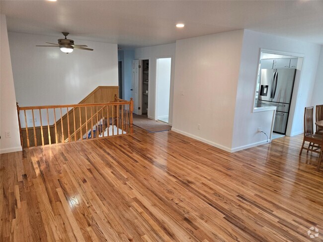 Building Photo - 7 Carpenter Dr Rental