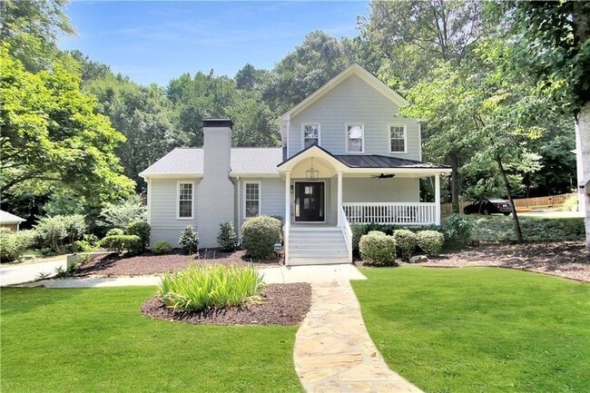 Building Photo - 455 Persimmon Ln