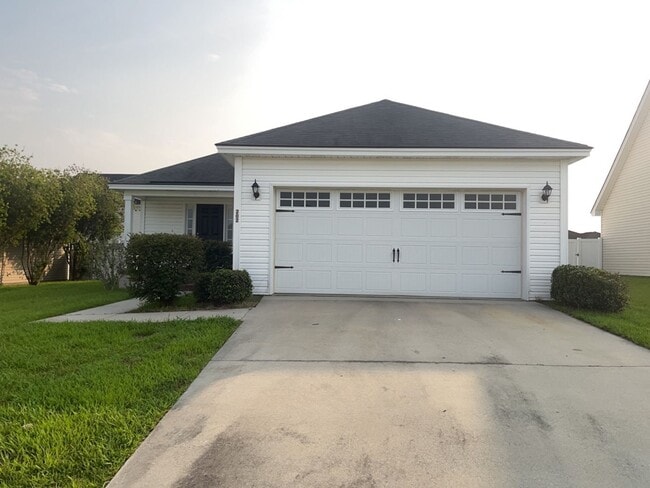 Photo - 202 Scarlett Ln