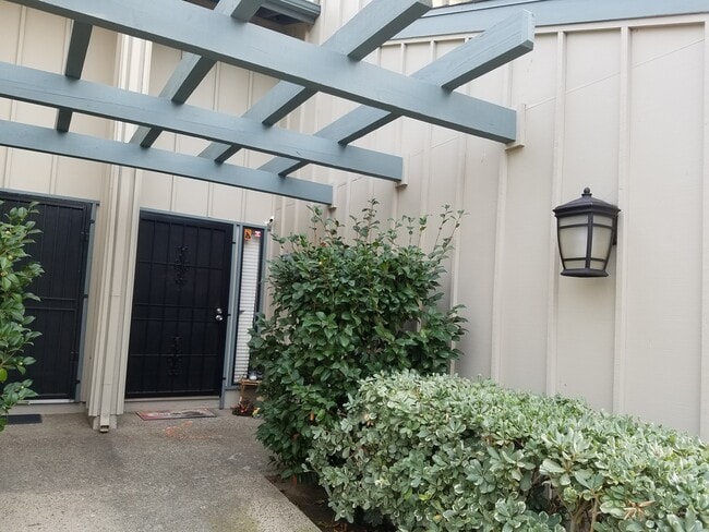 Photo - 8139 Via Mallorca