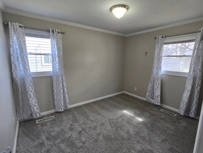 Photo - 1820 Mayfield Ave