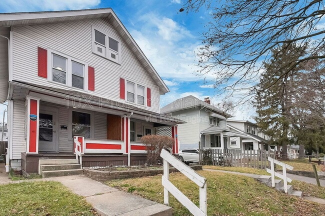 Photo - 275 N Warren Ave