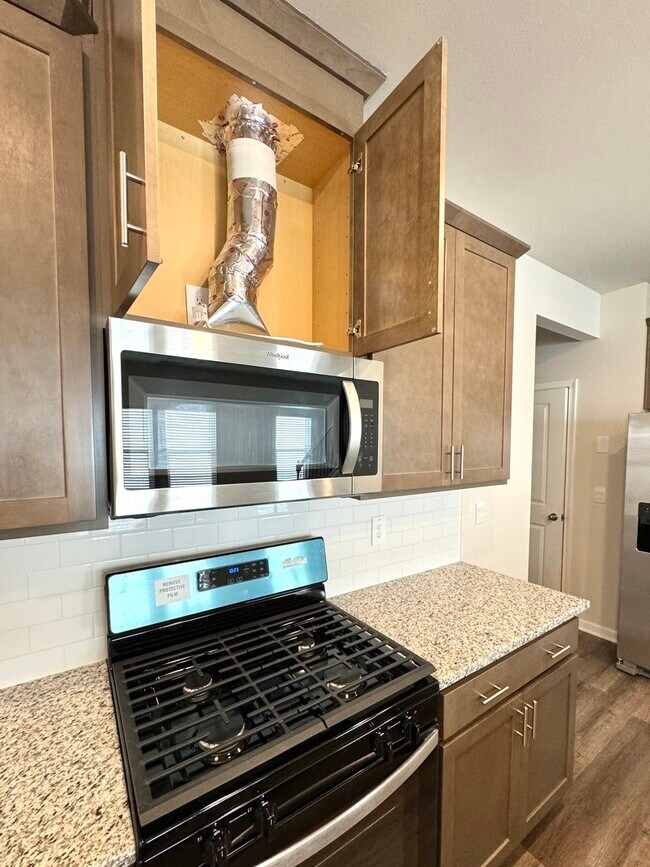 Photo - 2327 Whitworth St